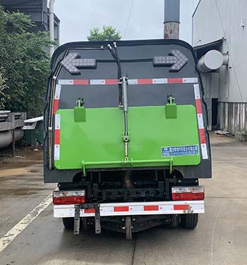 程力威牌CLW5031TSL6SL型扫路车