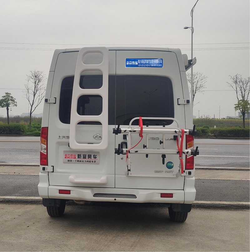 程力新富牌CXF5041XLJSH6型旅居车